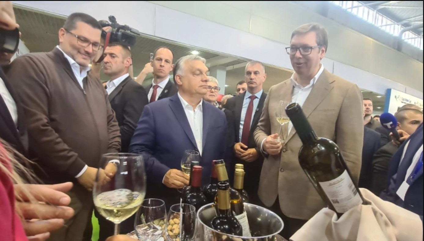 VUČIĆ I ORBAN  OTVORILI POLJOPRIVREDNI SAJAM Vučić: Naše je da radimo i da imamo dovoljno hrane i energenata