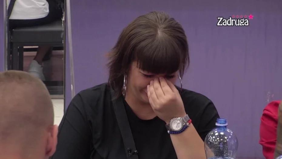 MILJANA KULIĆ U KOMI Ljekari se bore za život rijaliti zvijezde!