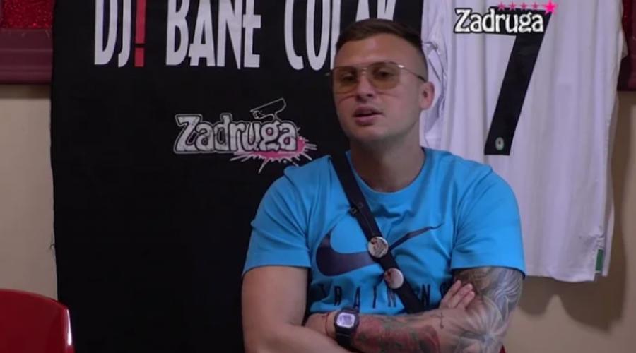 MUVA JEDVA PUNOLETNE DEVOJKE! Stefan Karić konačno priznao šta je radio na Adi Bojani, šokirao izjavom: Stvarno ne znam koliko imaju