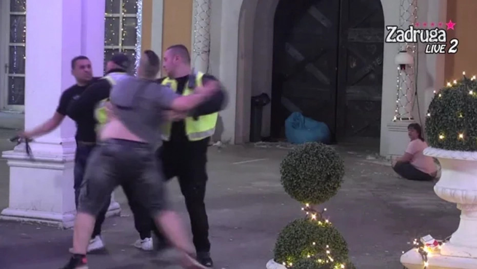 BEBICA I MILJANA NASRNULI NA ZOLU, HAOS U BIJELOJ KUĆI Ljubavnom trouglu popustile kočnice, umiješalo se obezbjeđenje (FOTO)