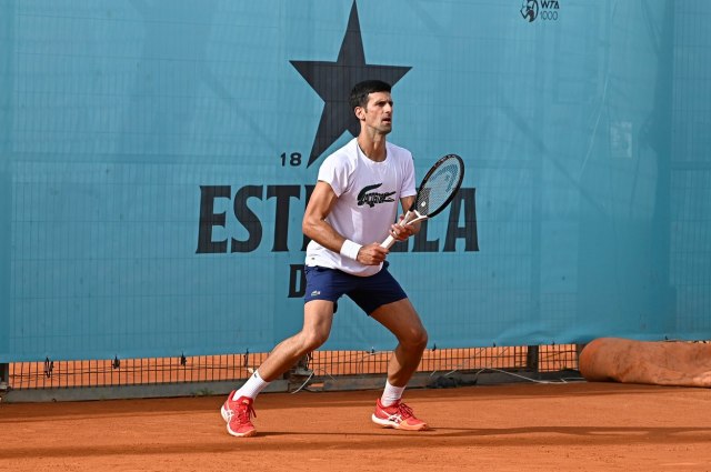 ĐOKOVIĆ U MADRIDU ZA POLUFINALE Nole protiv Hurkača