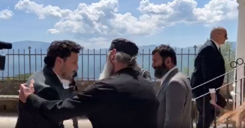 Dritan Abazović stigao u Ostrog! Sastaje se sa srpskim patrijarhom Porfirijem