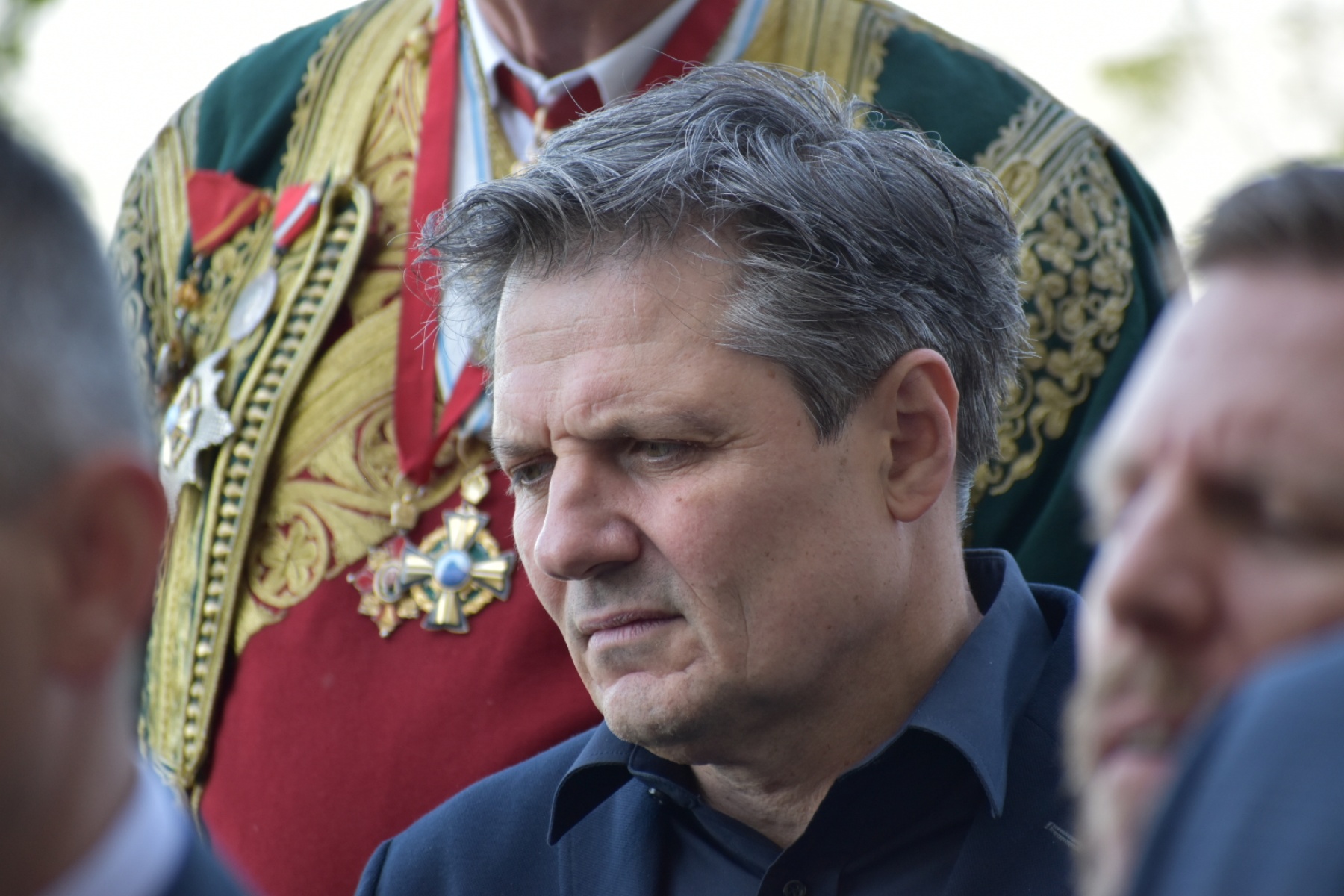 POZNATI SRPSKI GLUMAC POD OSTROGOM! Nebojša Dugalić obeležava Svetog Vasilija Ostroškog! (FOTO/VIDEO)
