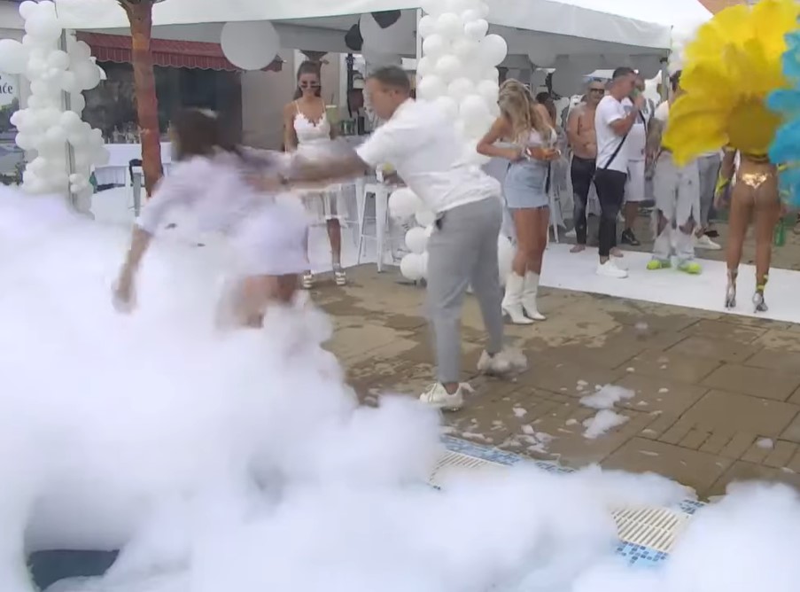DANAS NEMA SREĆE! Irma po treći put završila u BAZENU! (VIDEO)