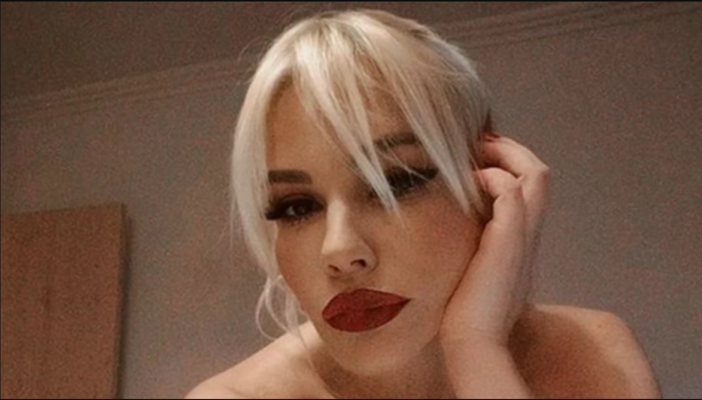 NATAŠA SE NE SMIRUJE! Poljubila nepoznatog frajera na nastupu! (FOTO)