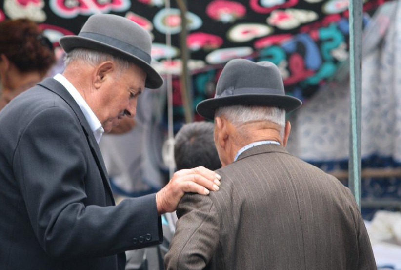 LIJEPE VIJESTI ZA NAJSTARIJE GRAĐANE Penzioneri sa najnižim penzijama u oktobru primiće još 450 eura razlike
