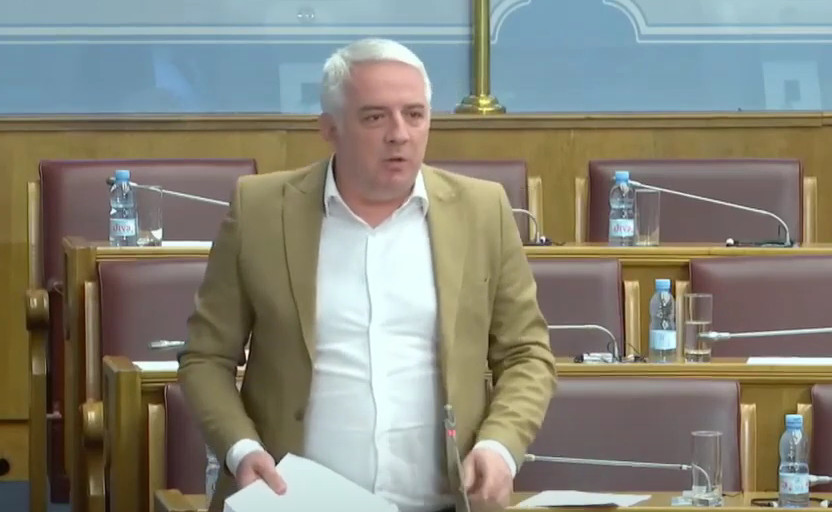 VUČUROVIĆ: Da se jasno označe oni koji su počinili genocid u Pivi i Velici