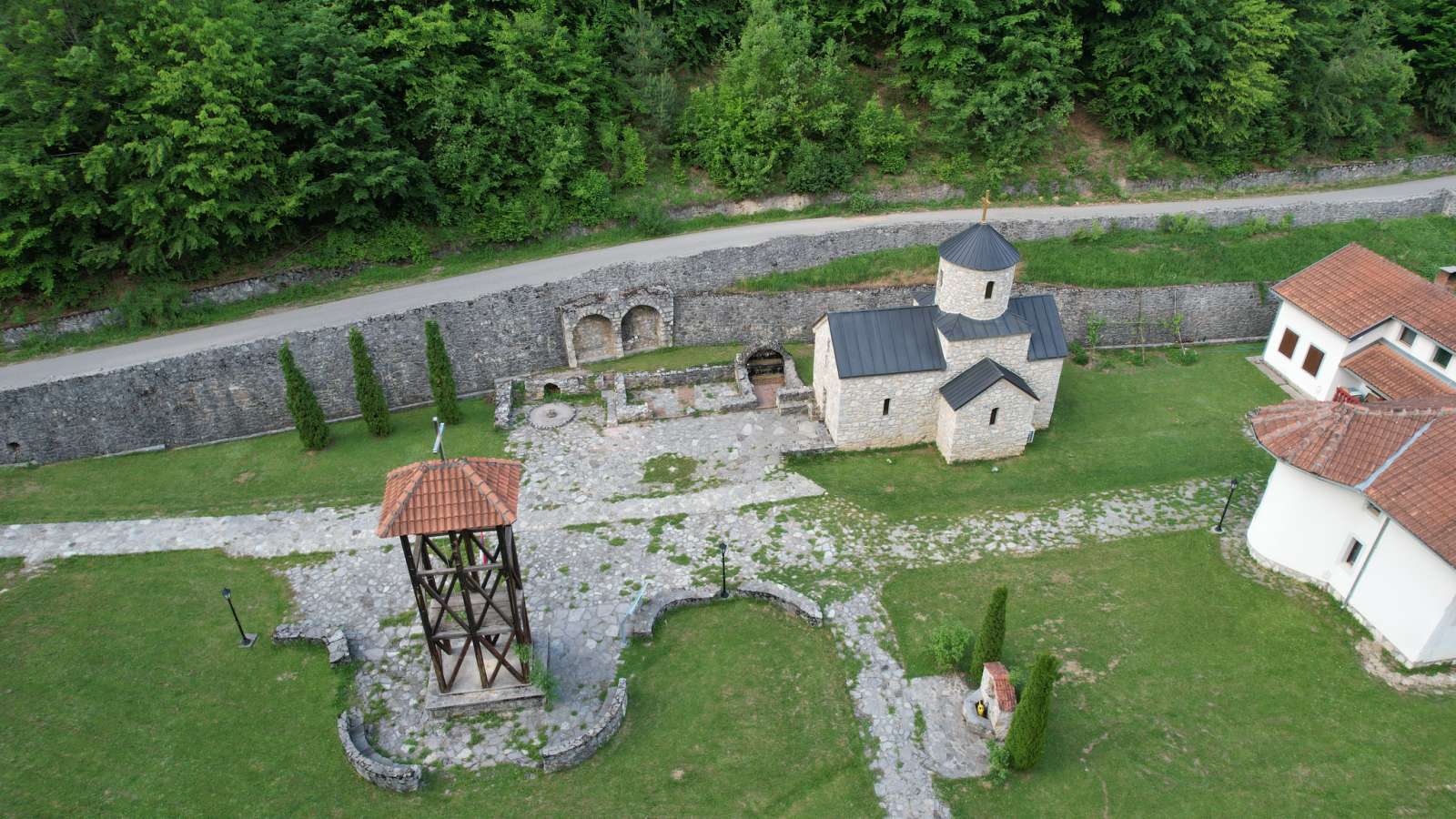 DANAS SLAVIMO POLAGANJE RIZE PRESVETE BOGORODICE Ne zaboravite da ovo uradite pred spavanje
