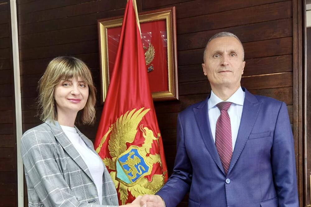 SADA I ZVANIČNO Šćepanović preuzela od Bulatovića upravljanje Kolašinom