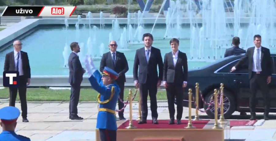 ABAZOVIĆ U BEOGRADU: Odnosi Srbije i Crne Gore moraju okrenuti novi list