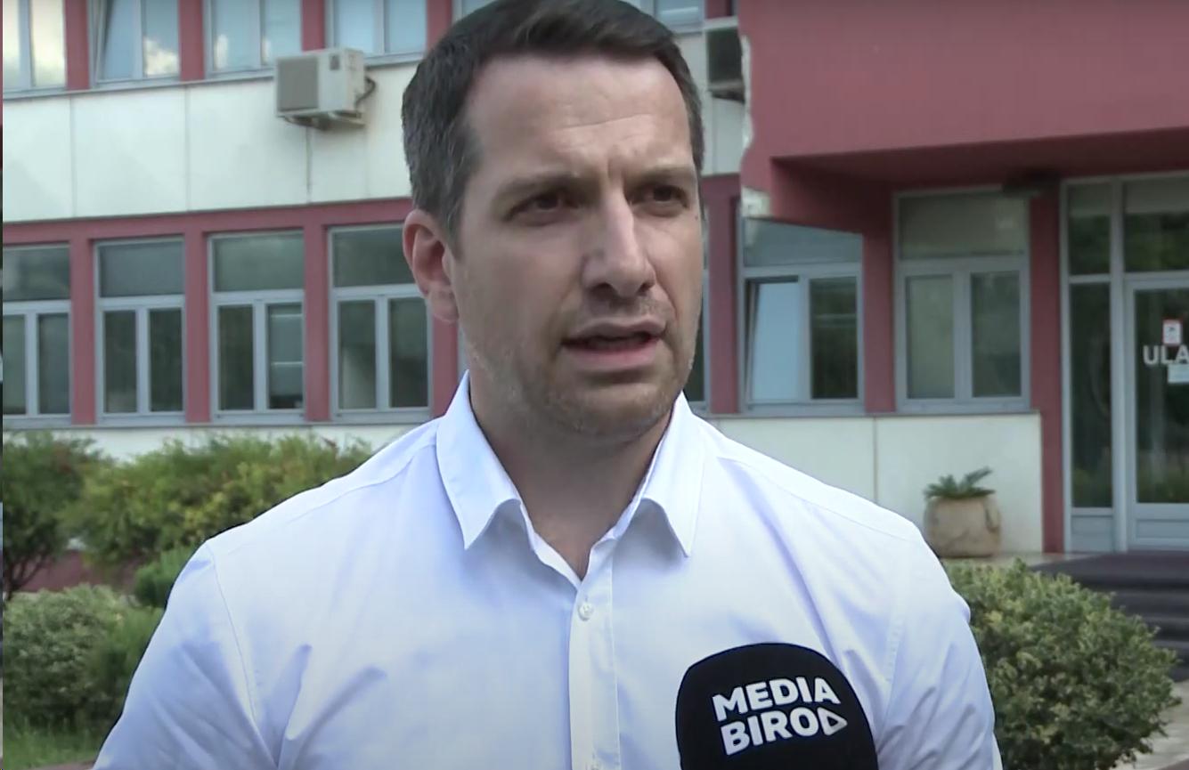 VUKSANOVIĆ: Plantaže ne duguju ništa Opštini Tuzi, novac skinut prinudnom naplatom bio namijenjen za plate radnika