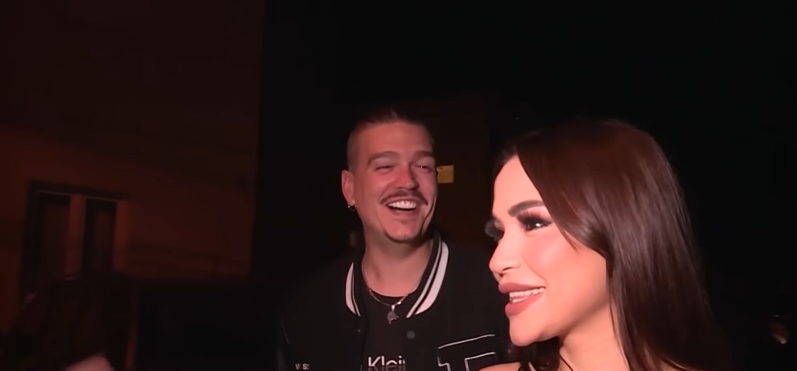 ISAK JE PREPOLOVIO! Aleksandra se skinula, pa pokazala izvajano tijelo! (FOTO)