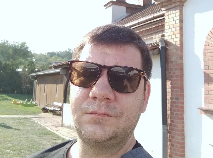 Ivanova verenica htela da UBIJE zbog Jelene Golubović: IZBOLA GA MAKAZAMA kada je pročitala poruke koje joj je slao!