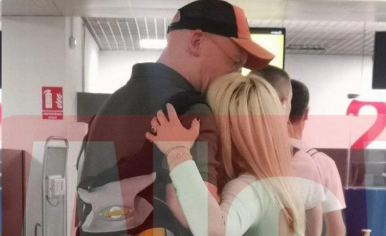 EKSKLUZIVNI PAPARACO Jovana Jeremić uhvaćena sa dečkom! (FOTO)