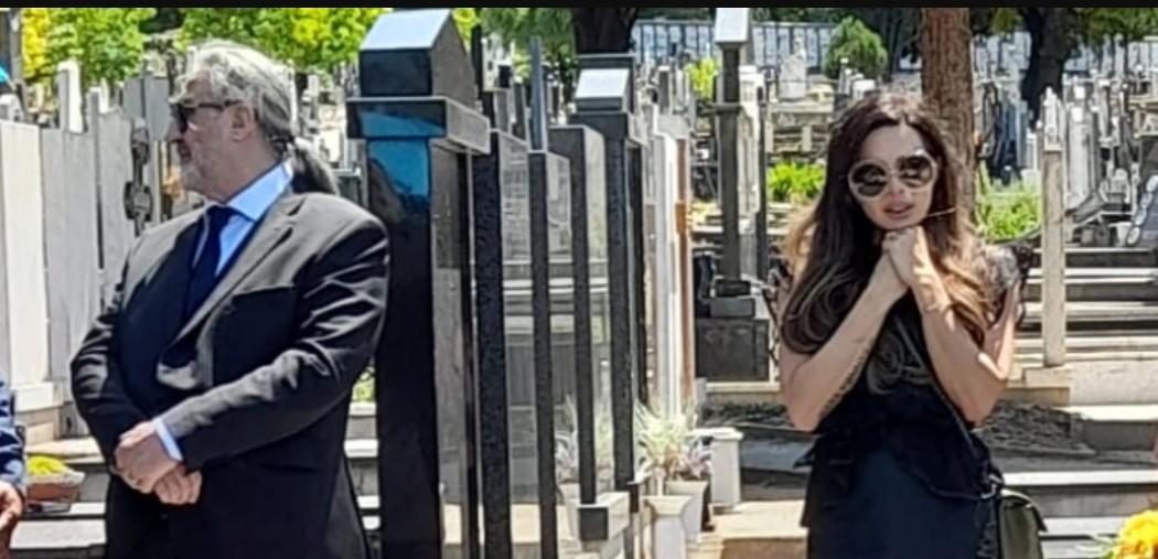 MIŠA GROF SPREMIO TUŽBU PROTIV PIŠEKOVE! Angažovao advokate, hoće da je UNIŠTI!