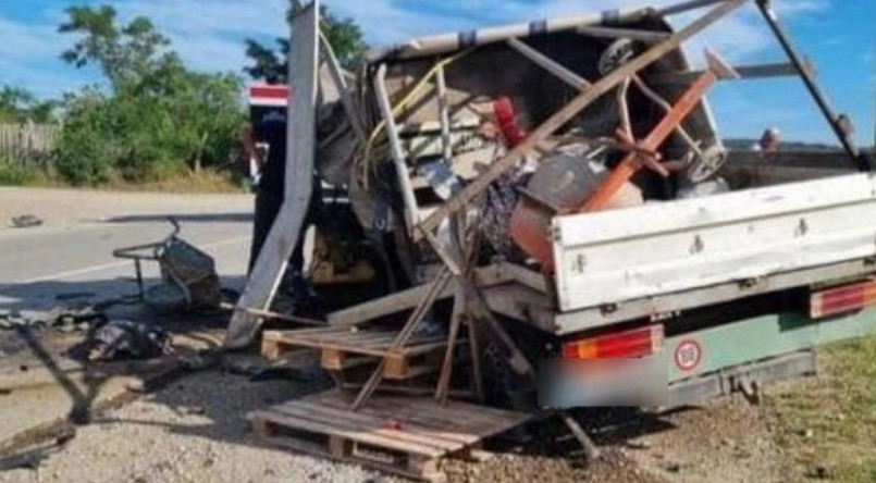 JEDAN POGINUO, 9 POVRIJEĐENIH Objavljeni detalji krvave saobraćajne nesreće kod Subotinca (FOTO)