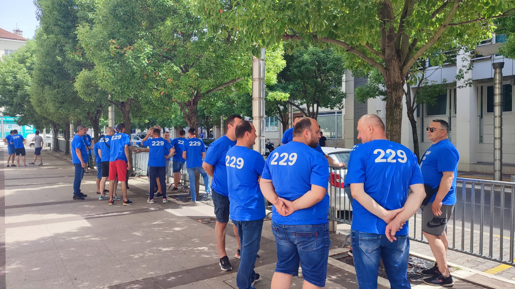 RADNICI ŽELJEZARE ĆE DO 1. SEPTEMBRA PRIMATI PLATE Abazović: Postoji interesovanje nekoliko uspješnih kompanija