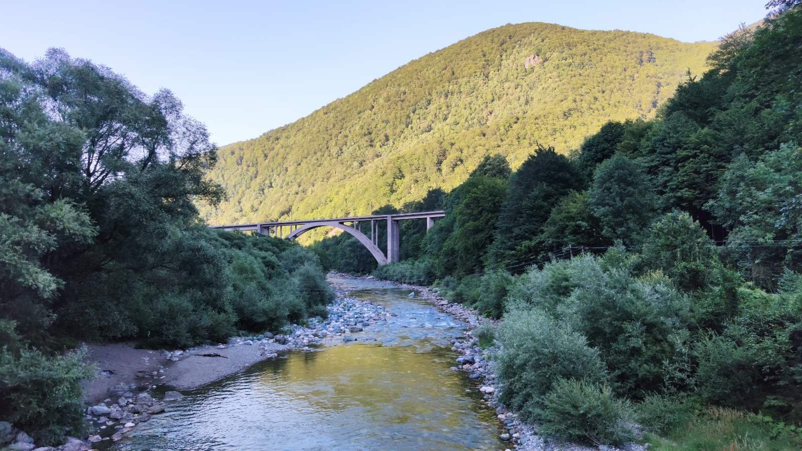 TEŠKA SUŠA U PORTUGALU: Skaču cijene vode, obustavlja se pranje ulica i zalivanje zelenih površina