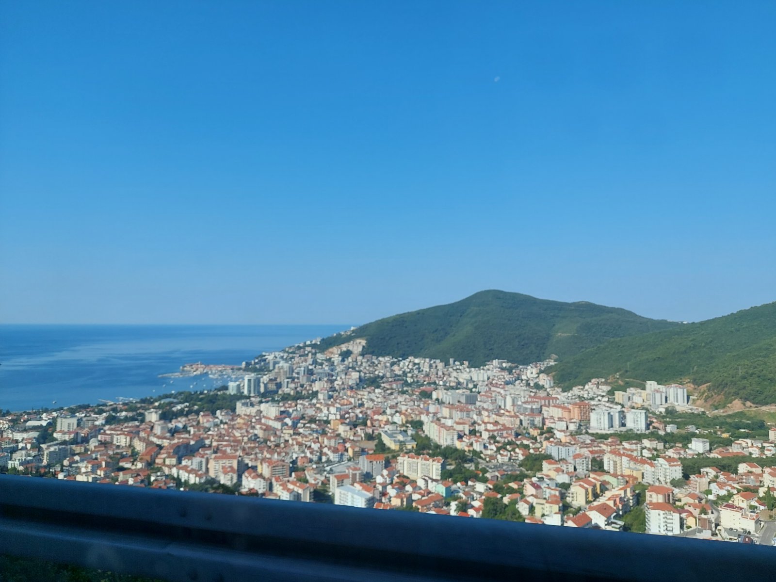 TURISTIČKA ORGANIZACIJA: U Budvi 10.569 gostiju, 36 odsto više nego lani