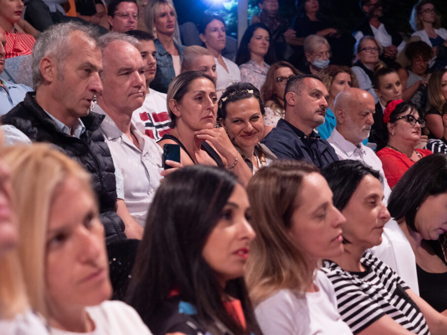 OSVAJANJE SLOBODE Svečano otvoren 36. Festival Grad teatar