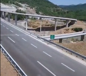 SRBIJA NASTAVLJA GRADNJU AUTO-PUTA PREMA CG Najteža dionica tek slijedi: Do granice sa BiH preostaje oko 60 km (VIDEO)