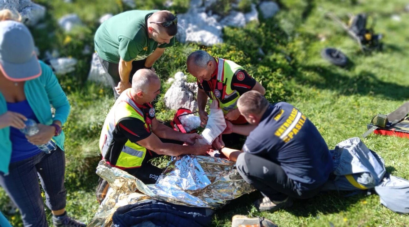 OKONČANA AKCIJA NA DURMITORU: Švajcarski planinar zadobio prelom noge