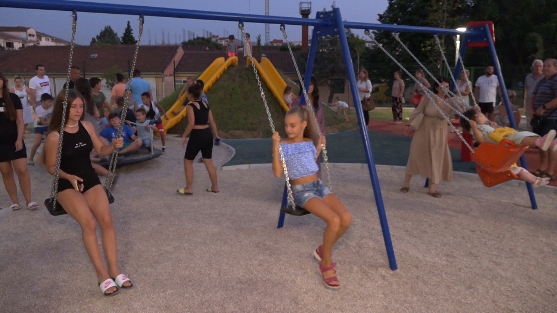 NA RADOST NAJMLAĐIH Bar dobio savremeni dječiji park