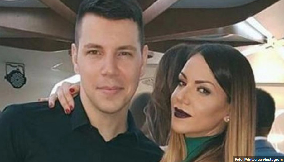 ODUŠEVILA JE SVE Pjevačica pokazala kako izgleda u osmom mesecu trudnoće, nosi blizance i izgleda nestvarno (FOTO)