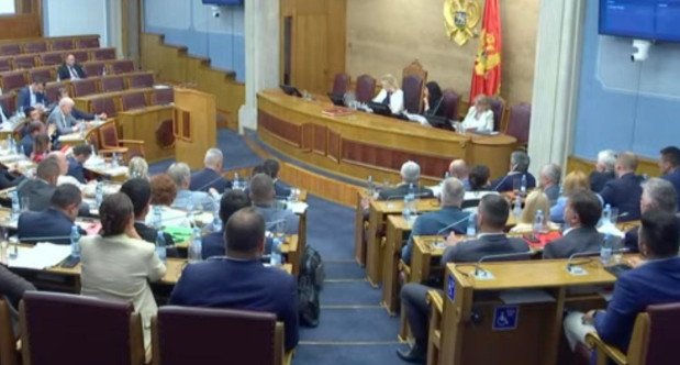 SKUPŠTINA USVOJILA DNEVNI RED: Raspravljaće se o zakonima za formiranje samostalne Zete