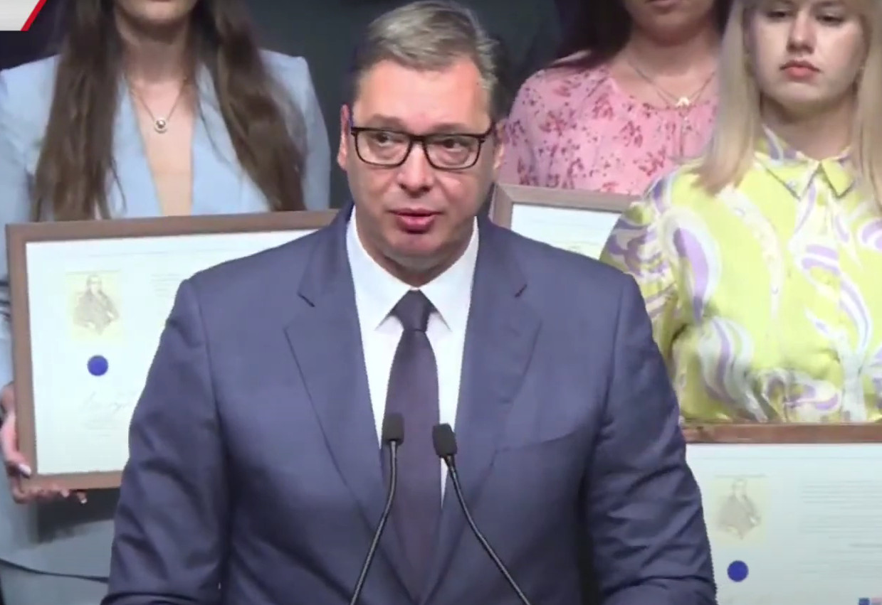 VUČIĆ VEČERAS SAOPŠTAVA Srbija zbog energetske krize uvodi vanredno stanje?