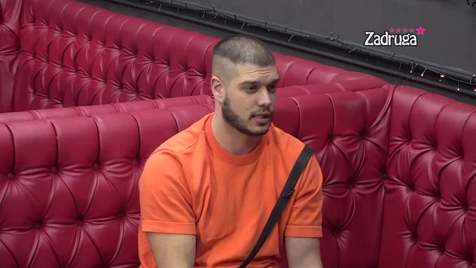 DEJAN ŽESTOKO POTKAČIO SANDRU REŠIĆ: Ona je folirant, odavno sam to vidio!