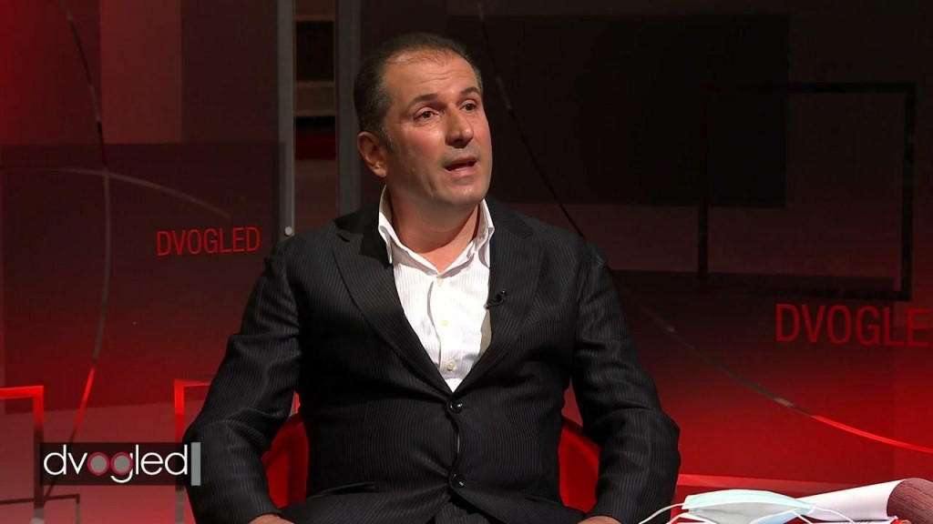 DALIBOR KAVARIĆ: Ne popuštajte Đukanoviću, ugovor sa crkvom da se završi danas