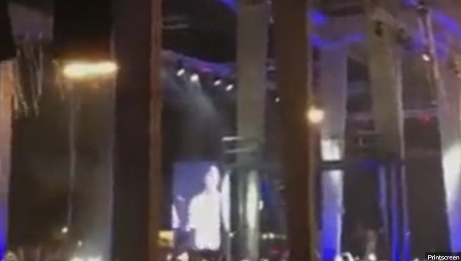 KAD NOLE ''UKRADE'' ŠOU BALKANSKOJ ZVEZDI Kad ga je publika vidjela na bini, pala je u trans! (VIDEO)
