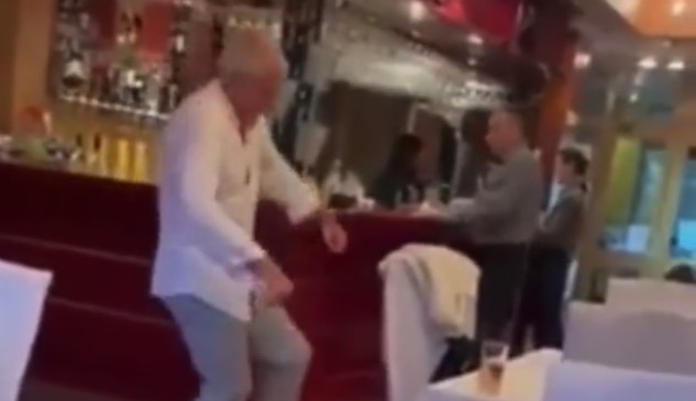 KAD LEGENDARNI ŽOC ZAIGRA Trener Partizana skakutao po kafani, pa opleo kolce (VIDEO)