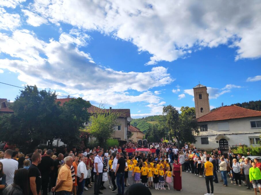 (FOTO/VIDEO) Počela velika Petrovdanska litija u Bijelom Polju