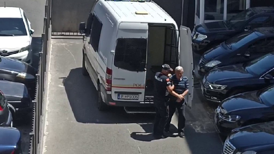 ZBOG UTICAJA NA SVJEDOKE Veselin Vukotić i saučesnici ostaju u pritvoru