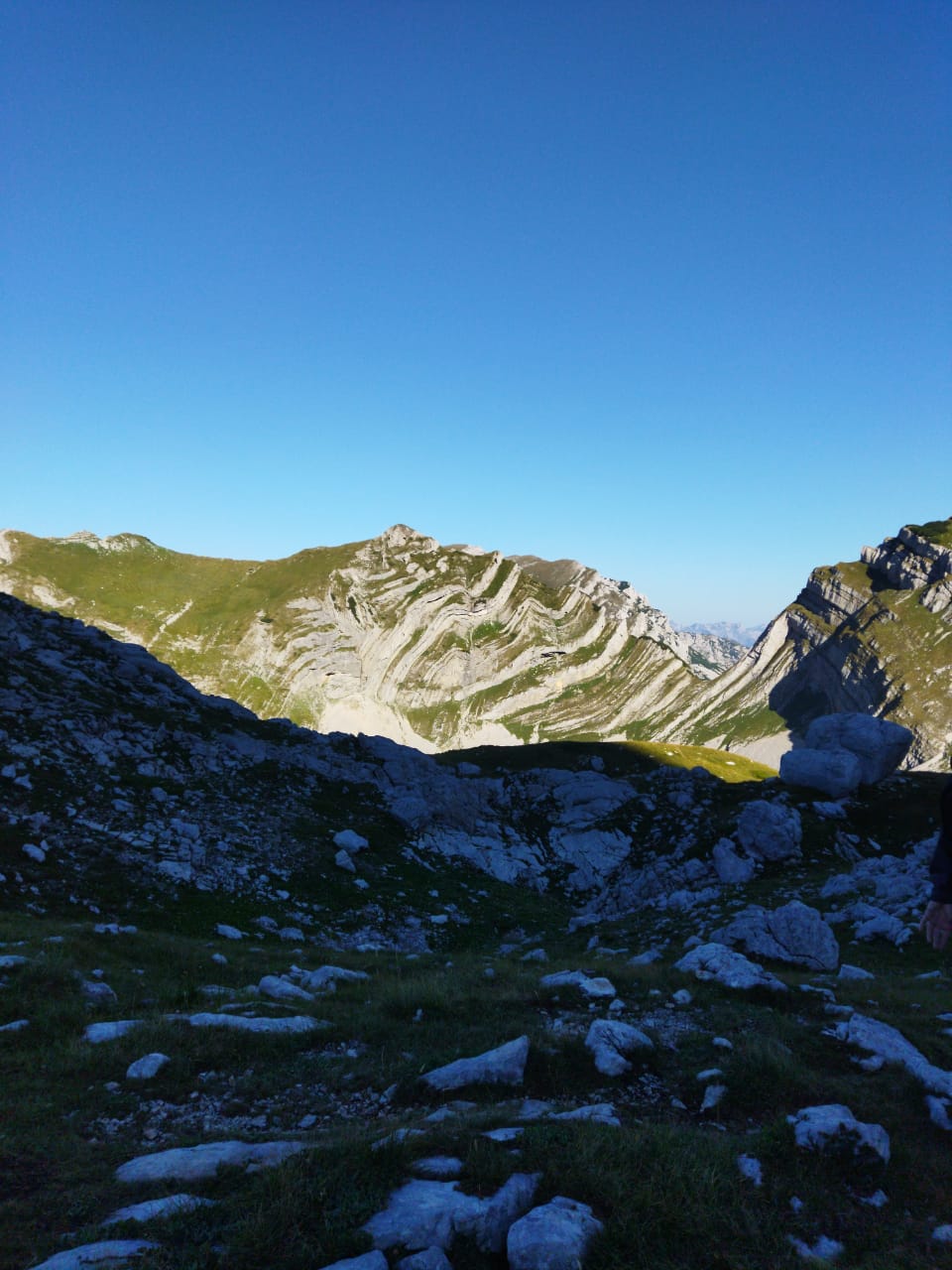 VRIJEME SJUTRA Pretežno sunčano, do 35 stepeni