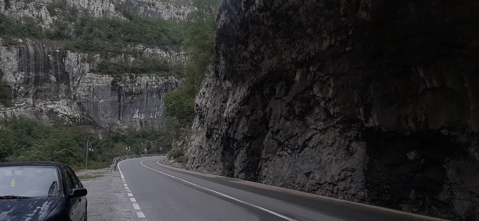 STANJE NA PUTEVIMA: Promjene režima saobraćaja zbog radova na putu