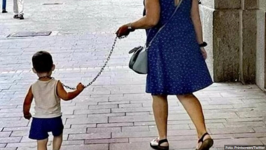 UŽAS IZ SUBOTICE Baba vodi unuka na lancu, ljudi zinuli od čuda