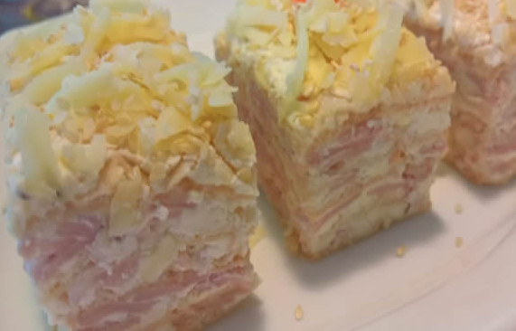 NAPRAVITE JE NA JEDNOSTAVAN NAČIN Slana torta od oblandi