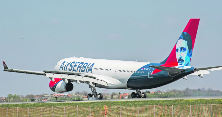 Avion "Er Srbije" nakon poletanja vraćen na aerodrom u Tivtu