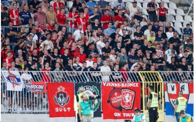 HOLANĐANI ODUŠEVILI SRBE Navijači Tventea u Beogradu razvili transparent "Nema predaje" (FOTO)