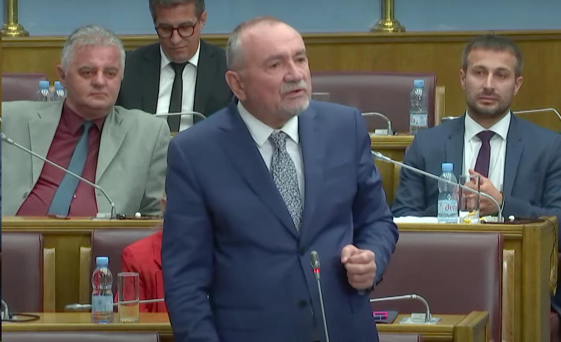 UŽIVO SJEDNICA SKUPŠTINE: Radulović: Zašto nije formiran specijalni sud protiv korupcije?