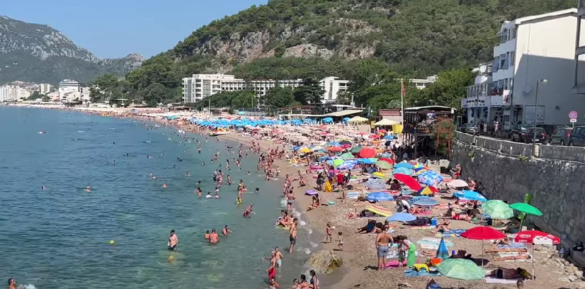 NEZVANI GOST U SUTOMORU: Od prizora iz mora mnogima se ledi krv (FOTO)