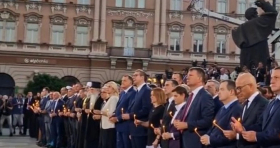 MOĆNA PORUKA ALEKSANDRA VUČIĆA Naša politika jeste i ostaće mir, mir i mir, gotovo po svaku cijenu!