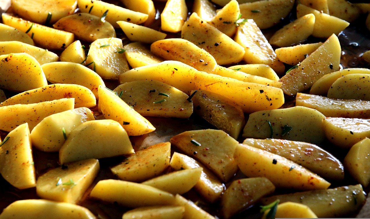 RECEPT ZA UKUSAN DODATAK RUČKU Hrskav krompir sa jogurtom iz rerne