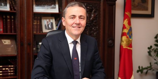 UPUTIO PREDLOG SKUPŠTINI  Đukanović ponovo predložio Žugića za guvernera CBCG