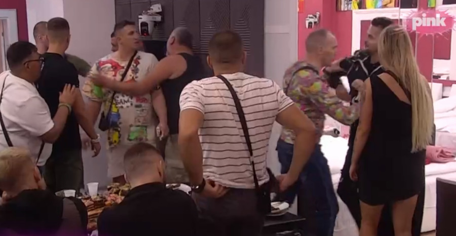 PRVA ŽESTOKA TUČA U ZADRUZI 6! Kristijan i Uroš napravili opšti karambol