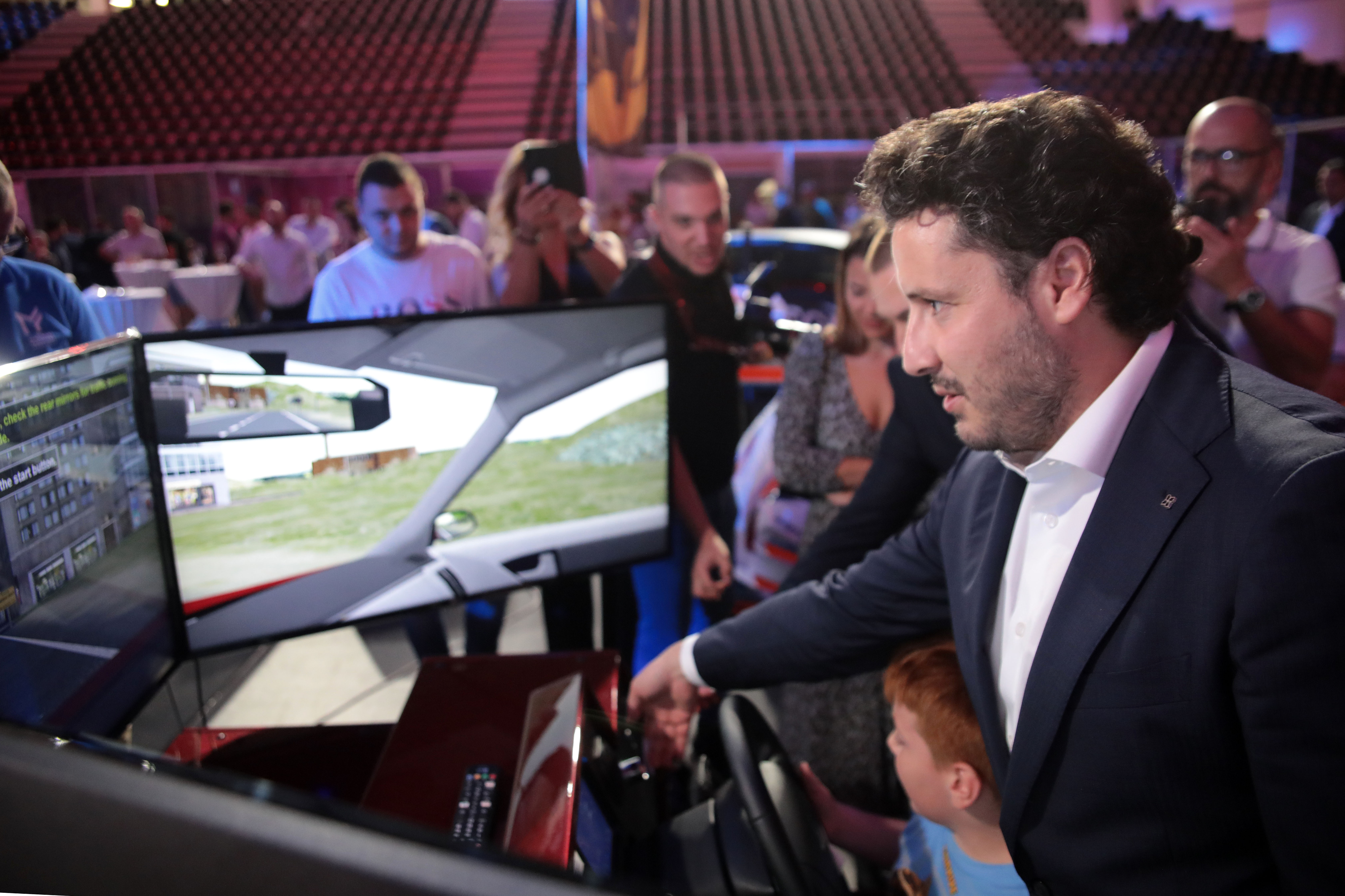 Svečano otvoren prvi eFest Međunarodni festival gejminga i nauke (FOTO)
