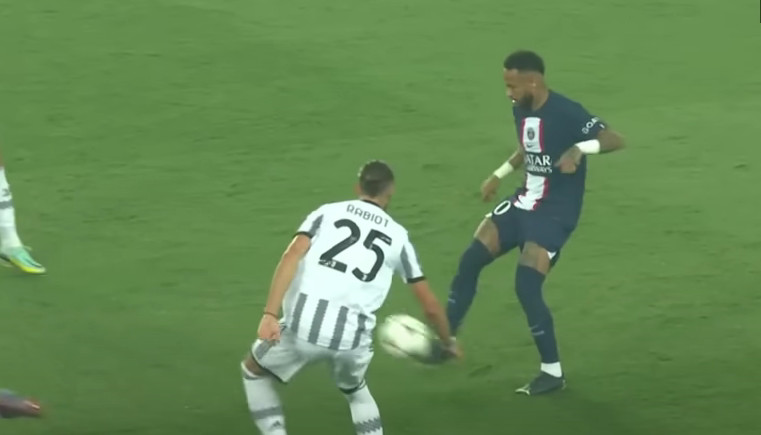 ZANIMLJIVA NOĆ LIGE ŠAMPIONA: Dinamo šokirao Čelsi, PSŽ siguran na Parku Prinčeva